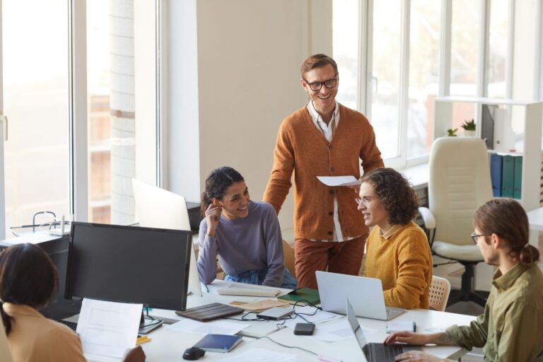 Caddis Accesibilidad Global: Acceso a la información de la empresa desde cualquier parte del mundo, a toda hora.